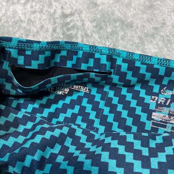 Nike Dri-Fit Leggings Size L - Picture 6 of 6